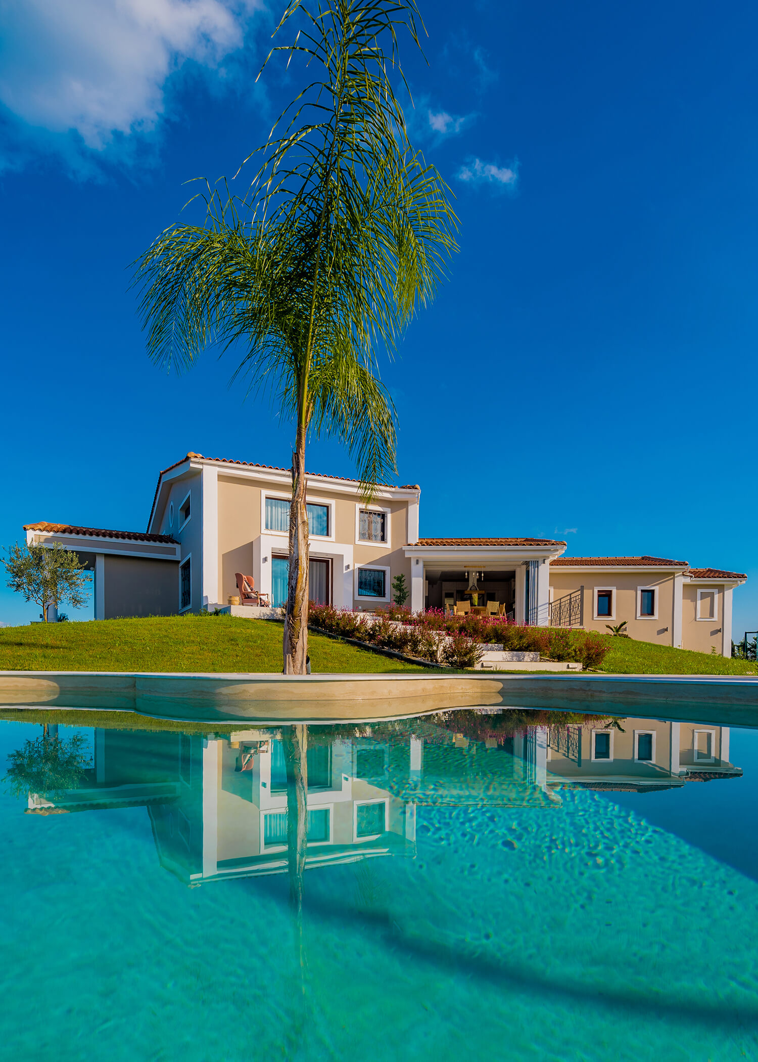 Villa Shangri Outside Pool Area