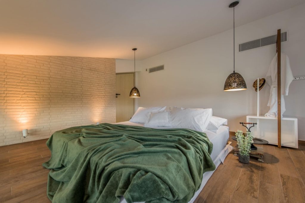 LOST-HORIZON-BEDROOM-7-Copy-min