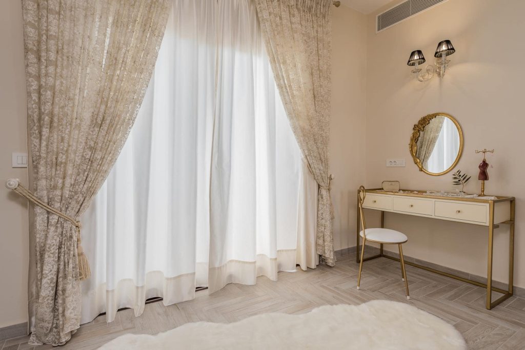 MASTER-BEDROOM-5-Copy-min
