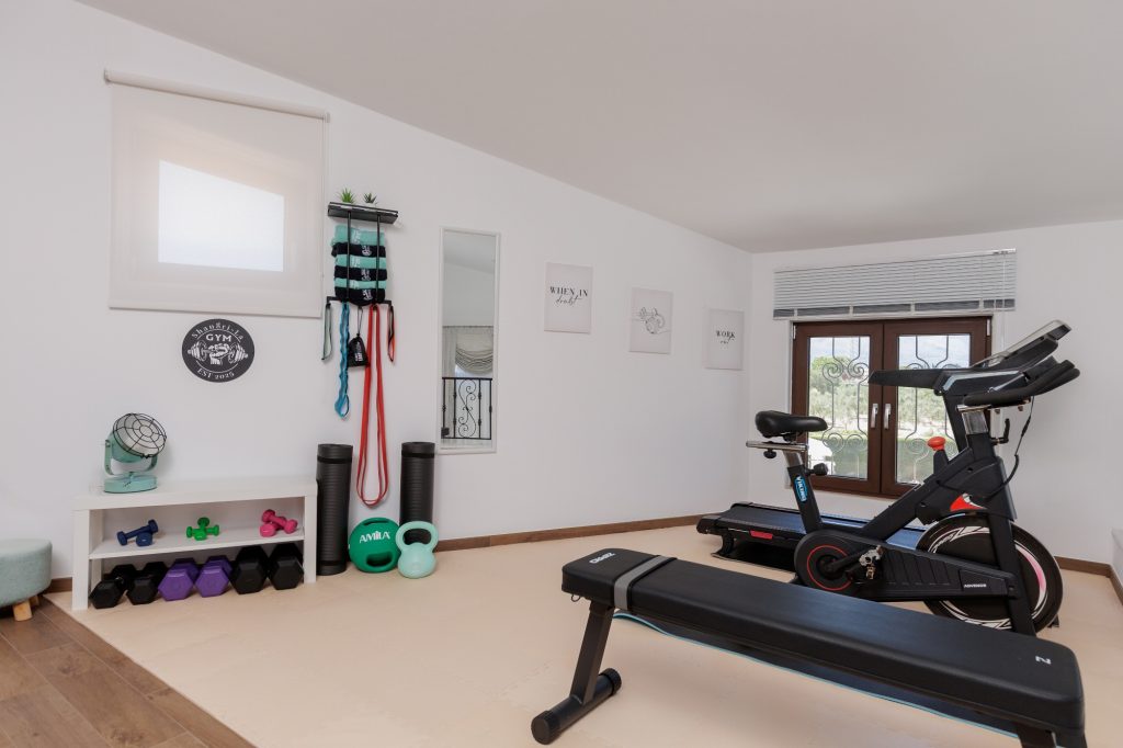 Optimized by JPEGmini 3.18.9.220874607-AV 0x2363bbcf